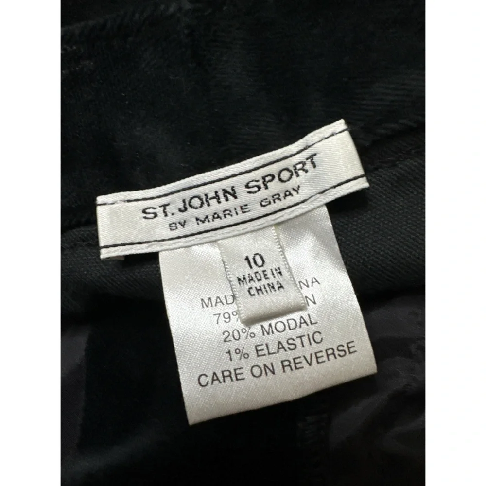 St. John Black Velvet Pants Size 10